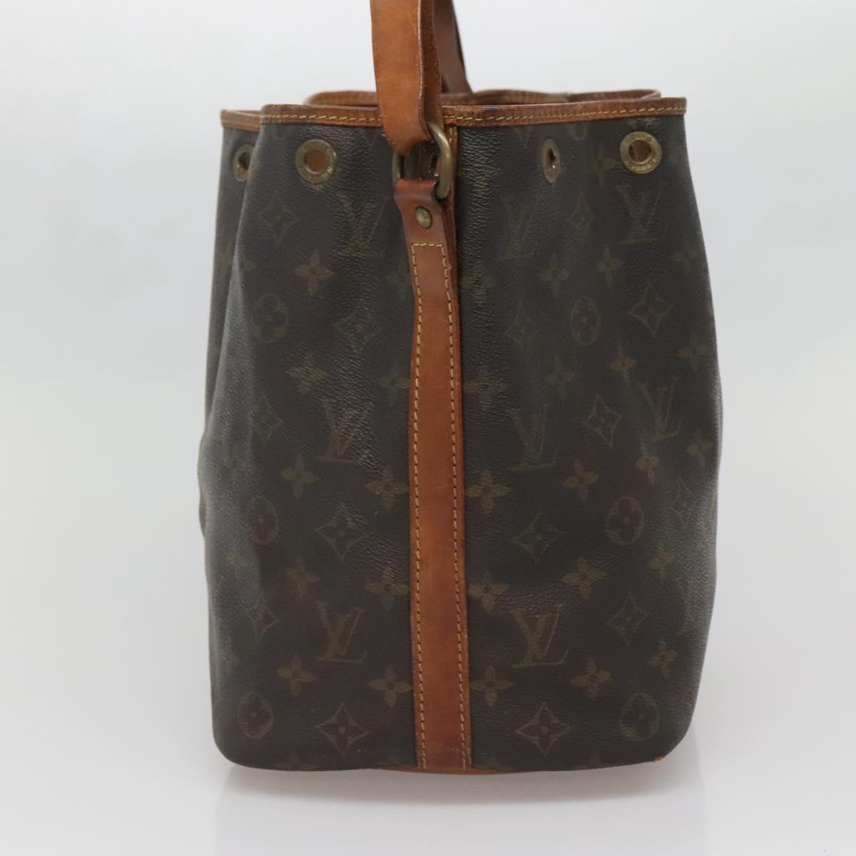 LOUIS VUITTON Monogram Petit Noe Shoulder Bag M42226 LV Auth 140973
