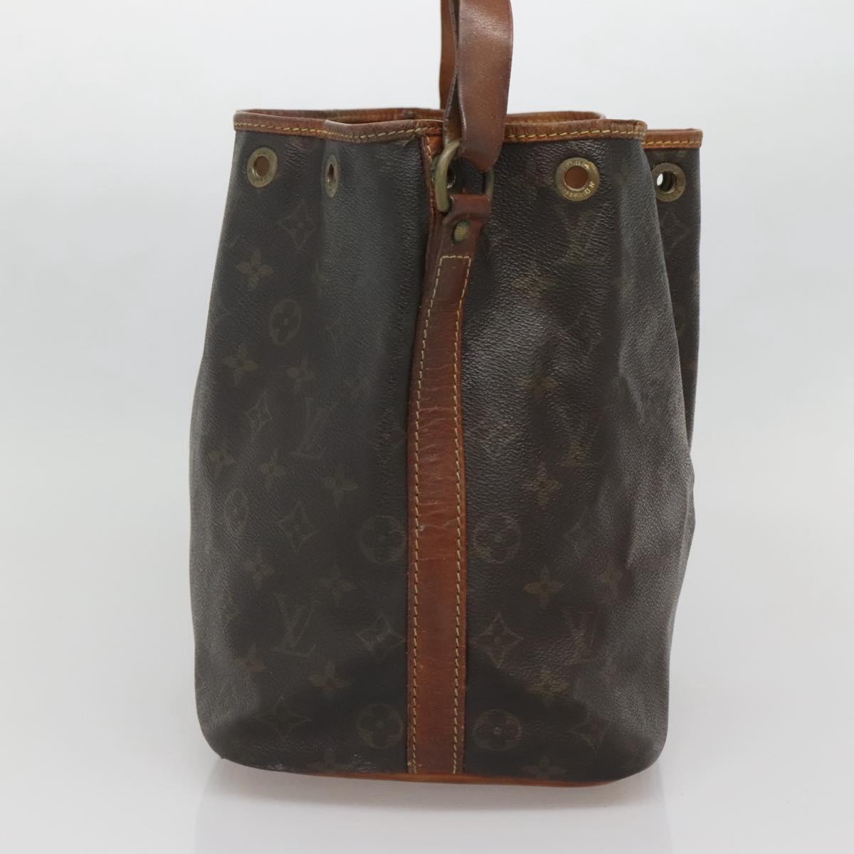 LOUIS VUITTON Monogram Petit Noe Shoulder Bag M42226 LV Auth 140973