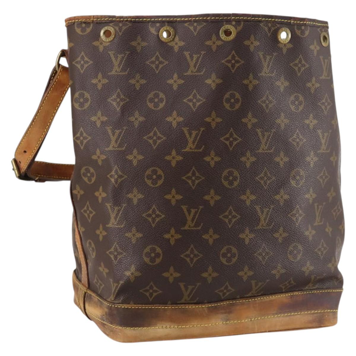 LOUIS VUITTON Monogram Noe Shoulder Bag M42224 LV Auth 141232