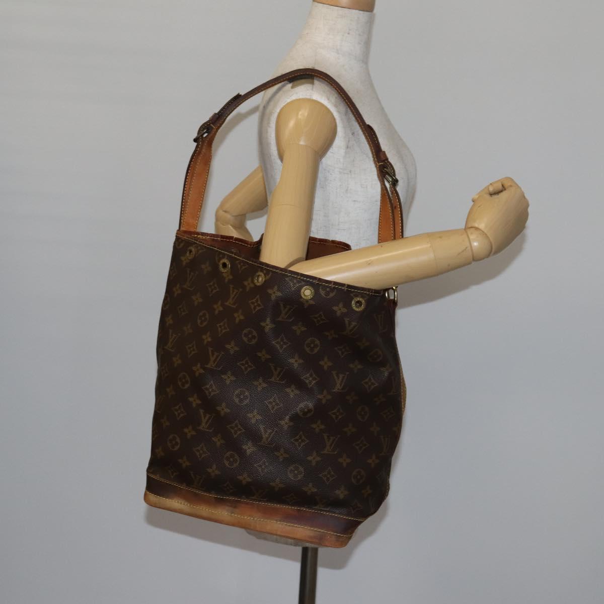 LOUIS VUITTON Monogram Noe Shoulder Bag M42224 LV Auth 141232