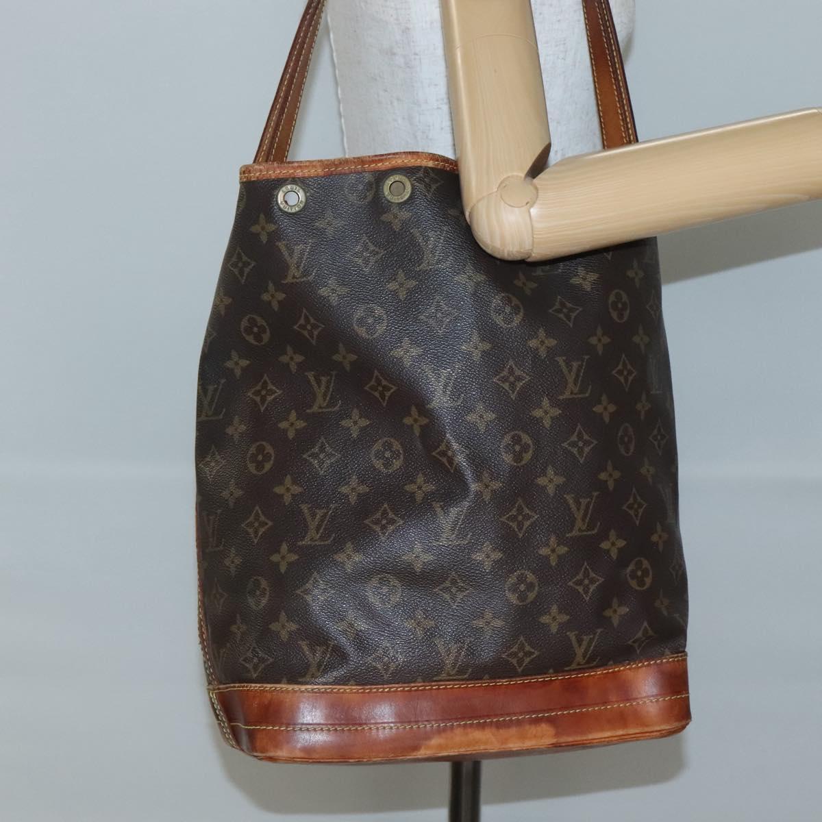 LOUIS VUITTON Monogram Noe Shoulder Bag M42224 LV Auth 141437
