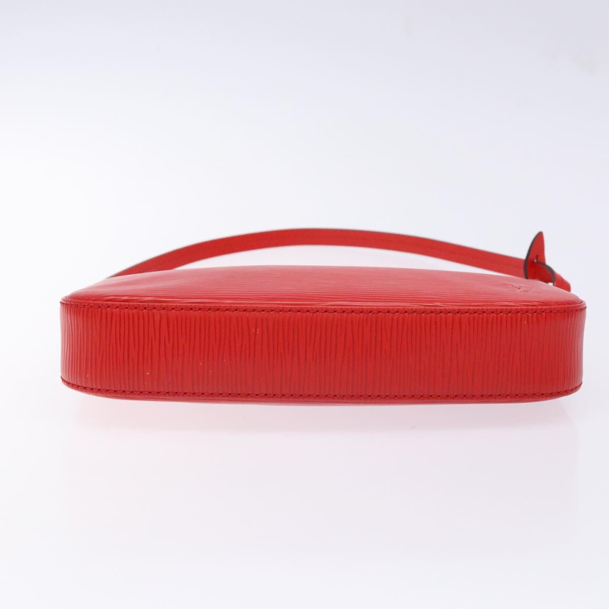 LOUIS VUITTON Epi Pochette Accessoires Pouch Red M52947 LV Auth 141595V