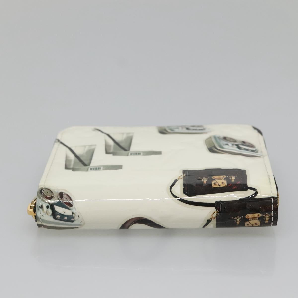 LOUIS VUITTON Vernis Sticker Print Nicola Geschier White M50372 Auth 141690V