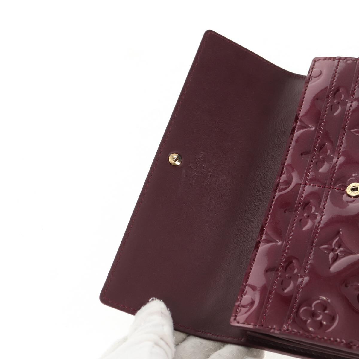 LOUIS VUITTON Vernis Portefeuille Sarah Wallet Rouge Favist M91521 Auth 141830V