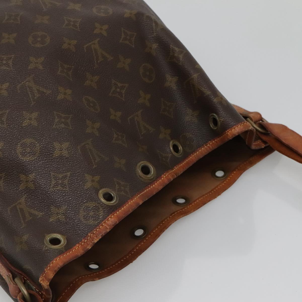 LOUIS VUITTON Monogram Petit Noe Shoulder Bag M42226 LV Auth 142221