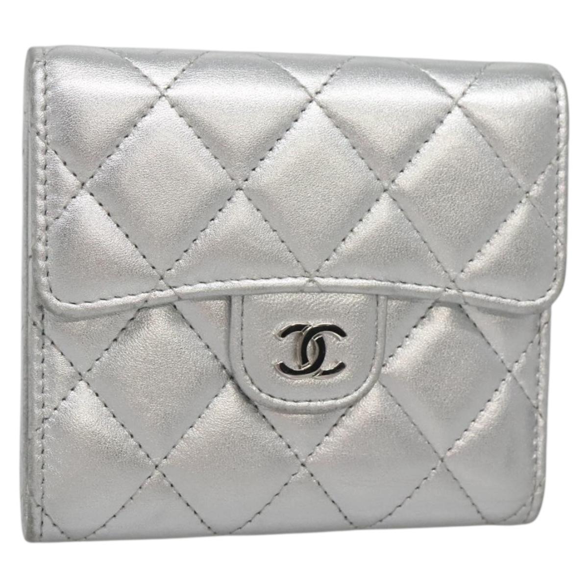 CHANEL Matelasse Compact Wallet Lamb Skin Silver CC Auth 142378M