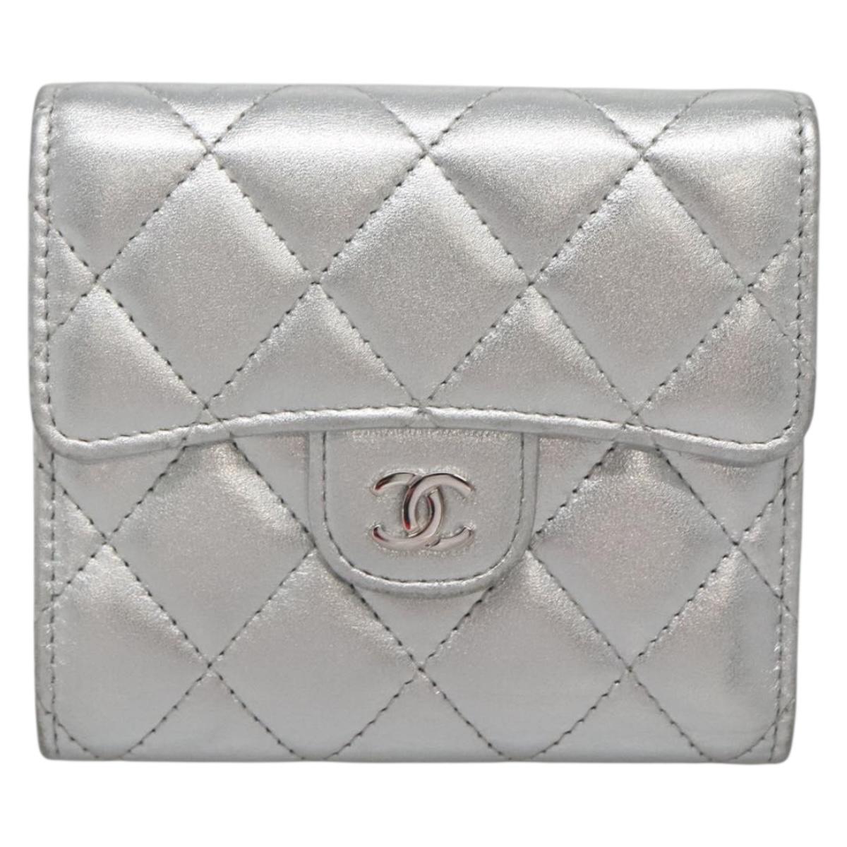 CHANEL Matelasse Compact Wallet Lamb Skin Silver CC Auth 142378M
