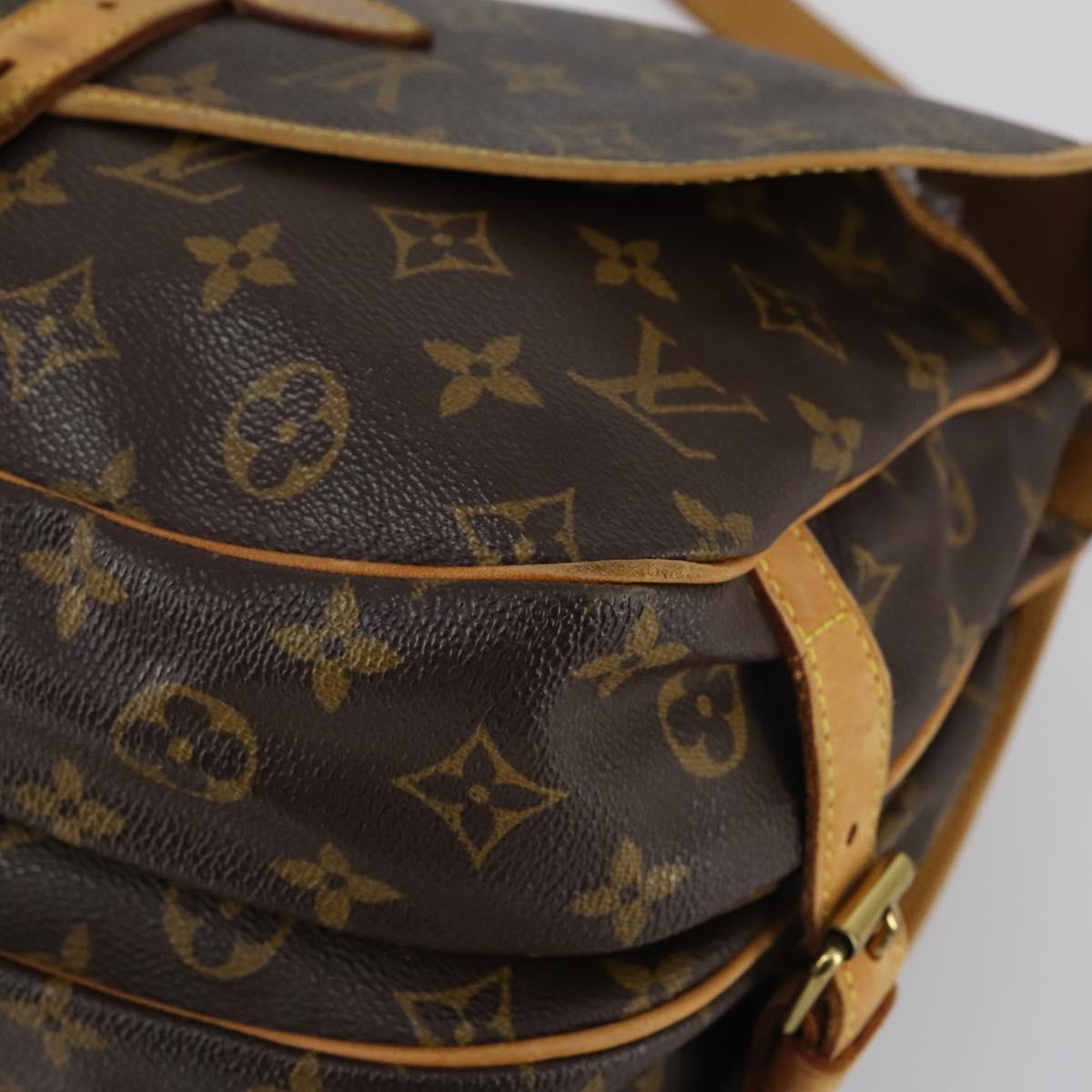 LOUIS VUITTON Monogram Saumur 30 Shoulder Bag M42256 LV Auth 142454