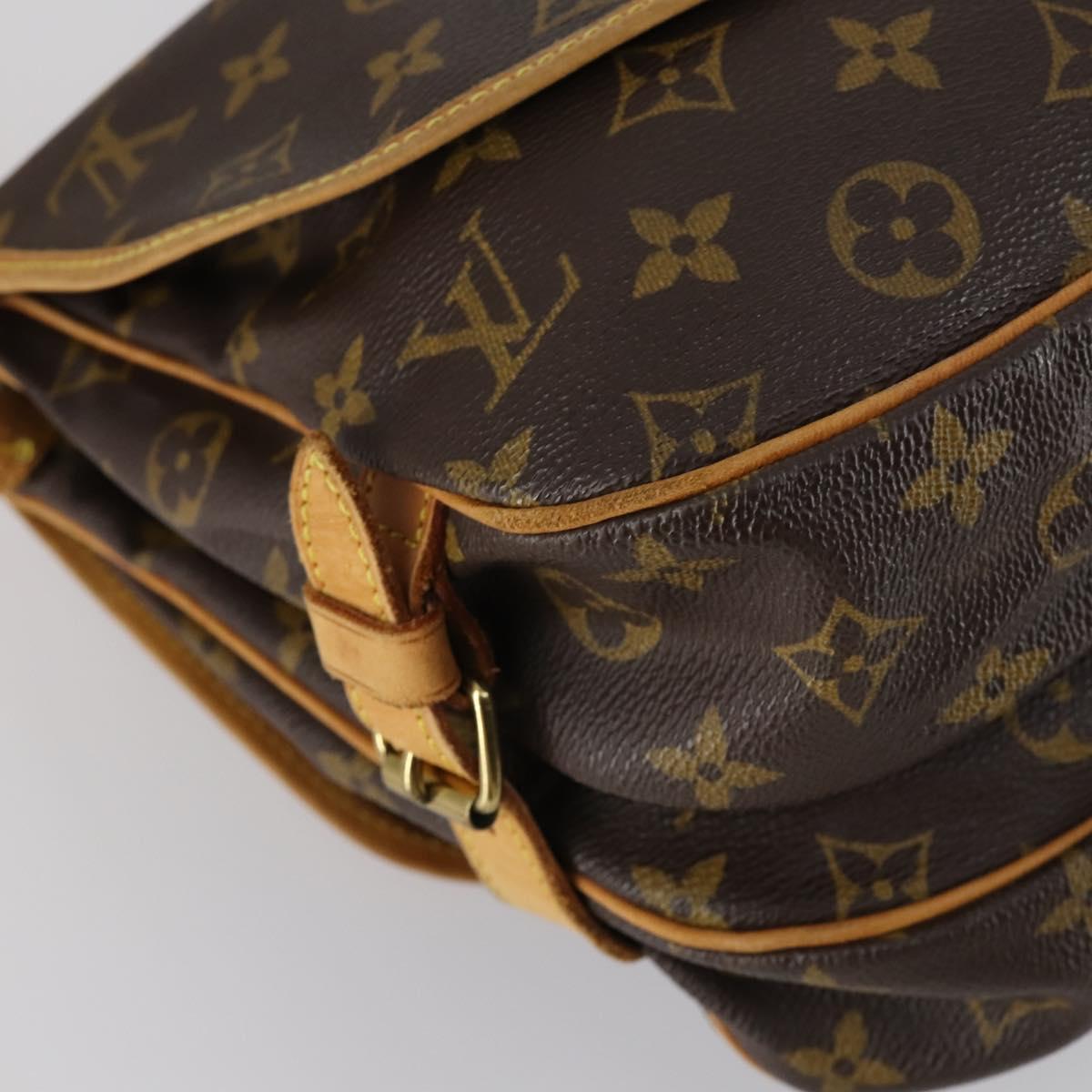 LOUIS VUITTON Monogram Saumur 30 Shoulder Bag M42256 LV Auth 142454