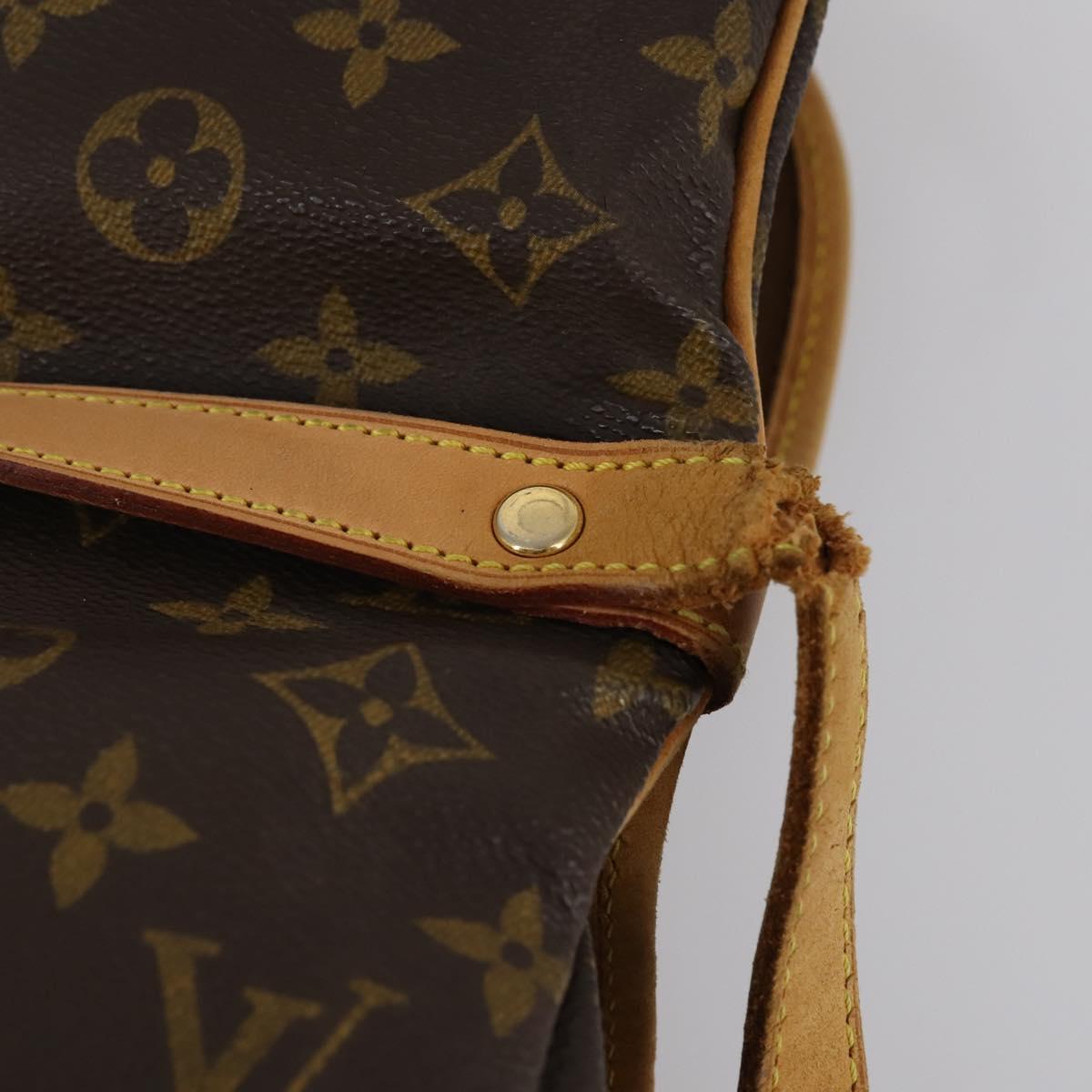 LOUIS VUITTON Monogram Saumur 30 Shoulder Bag M42256 LV Auth 142454