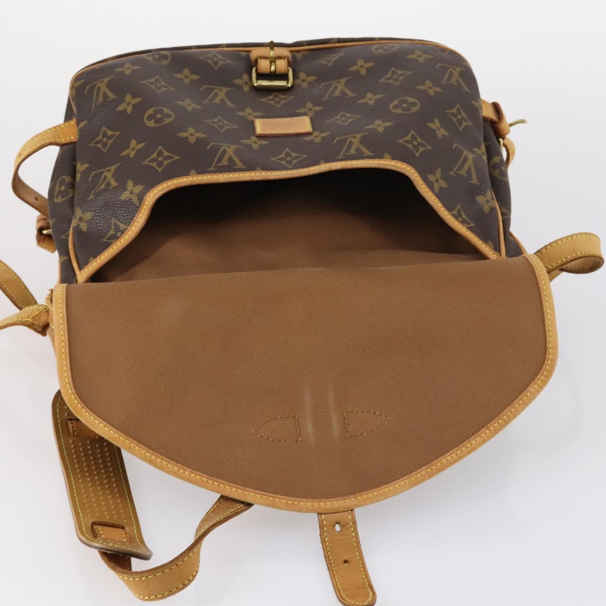 LOUIS VUITTON Monogram Saumur 30 Shoulder Bag M42256 LV Auth 142454