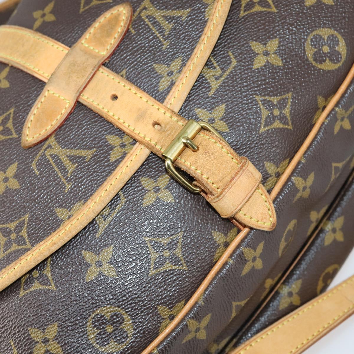LOUIS VUITTON Monogram Saumur 30 Shoulder Bag M42256 LV Auth 142454
