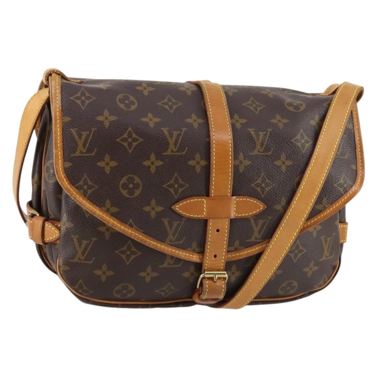 LOUIS VUITTON Monogram Saumur 30 Shoulder Bag M42256 LV Auth 142506
