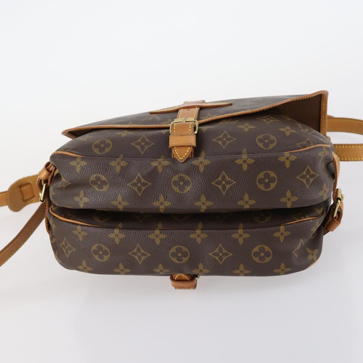 LOUIS VUITTON Monogram Saumur 30 Shoulder Bag M42256 LV Auth 142506