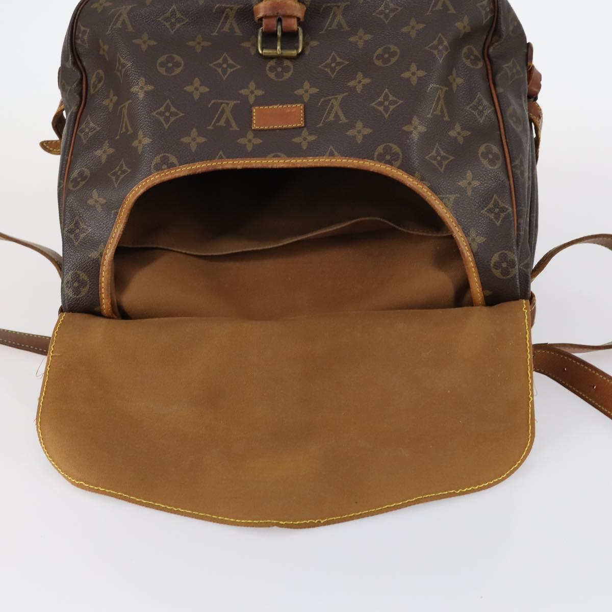 LOUIS VUITTON Monogram Saumur 35 Shoulder Bag M42254 LV Auth 142508