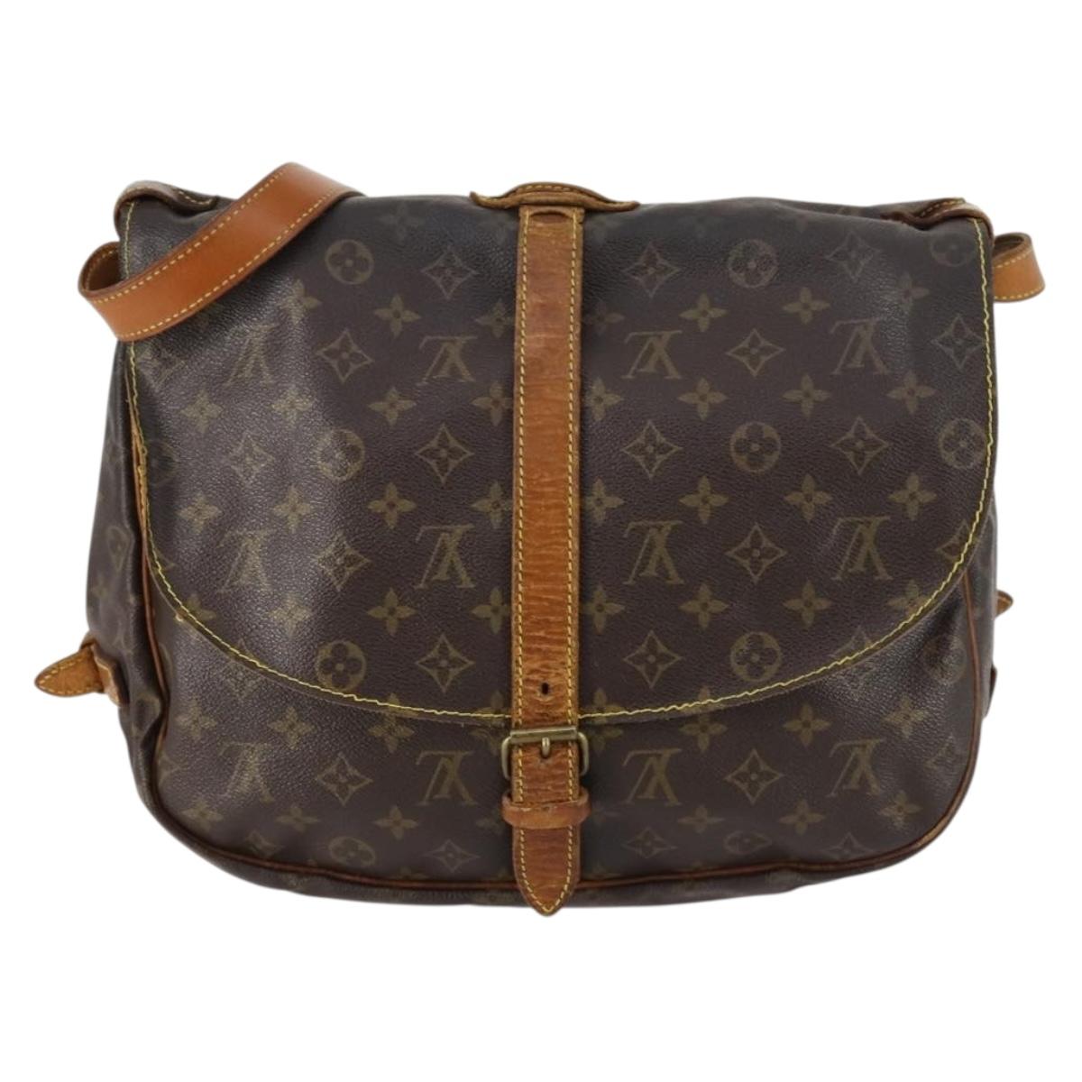 LOUIS VUITTON Monogram Saumur 35 Shoulder Bag M42254 LV Auth 142508