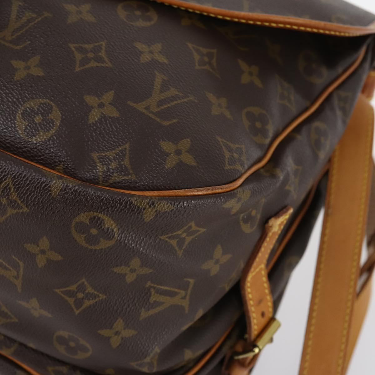 LOUIS VUITTON Monogram Saumur 35 Shoulder Bag M42254 LV Auth 142511