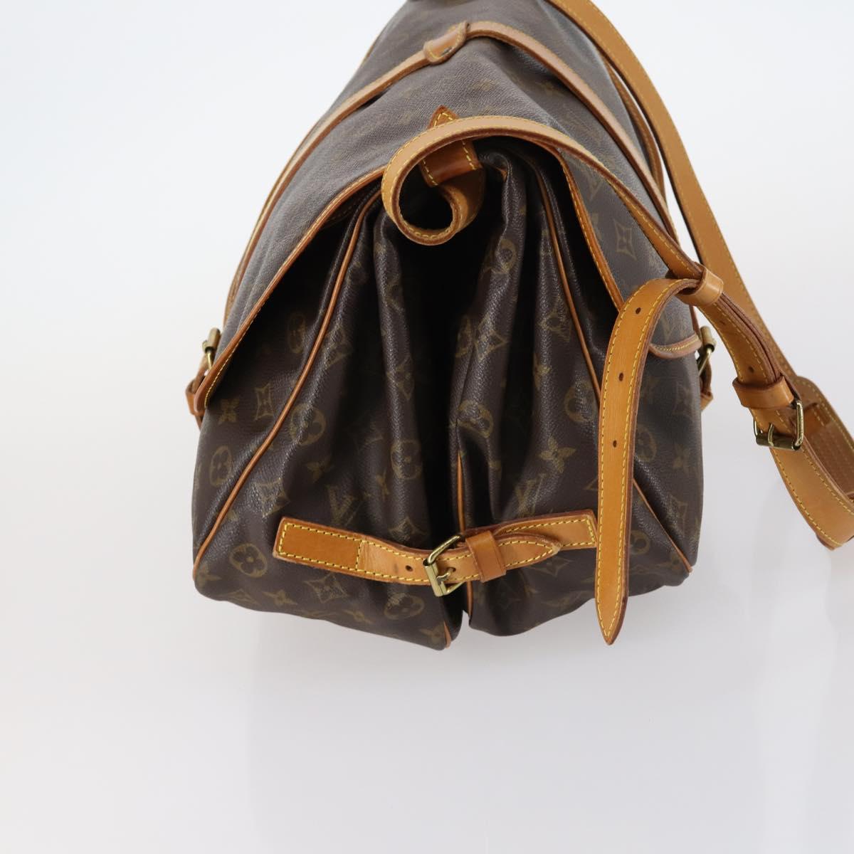 LOUIS VUITTON Monogram Saumur 35 Shoulder Bag M42254 LV Auth 142511