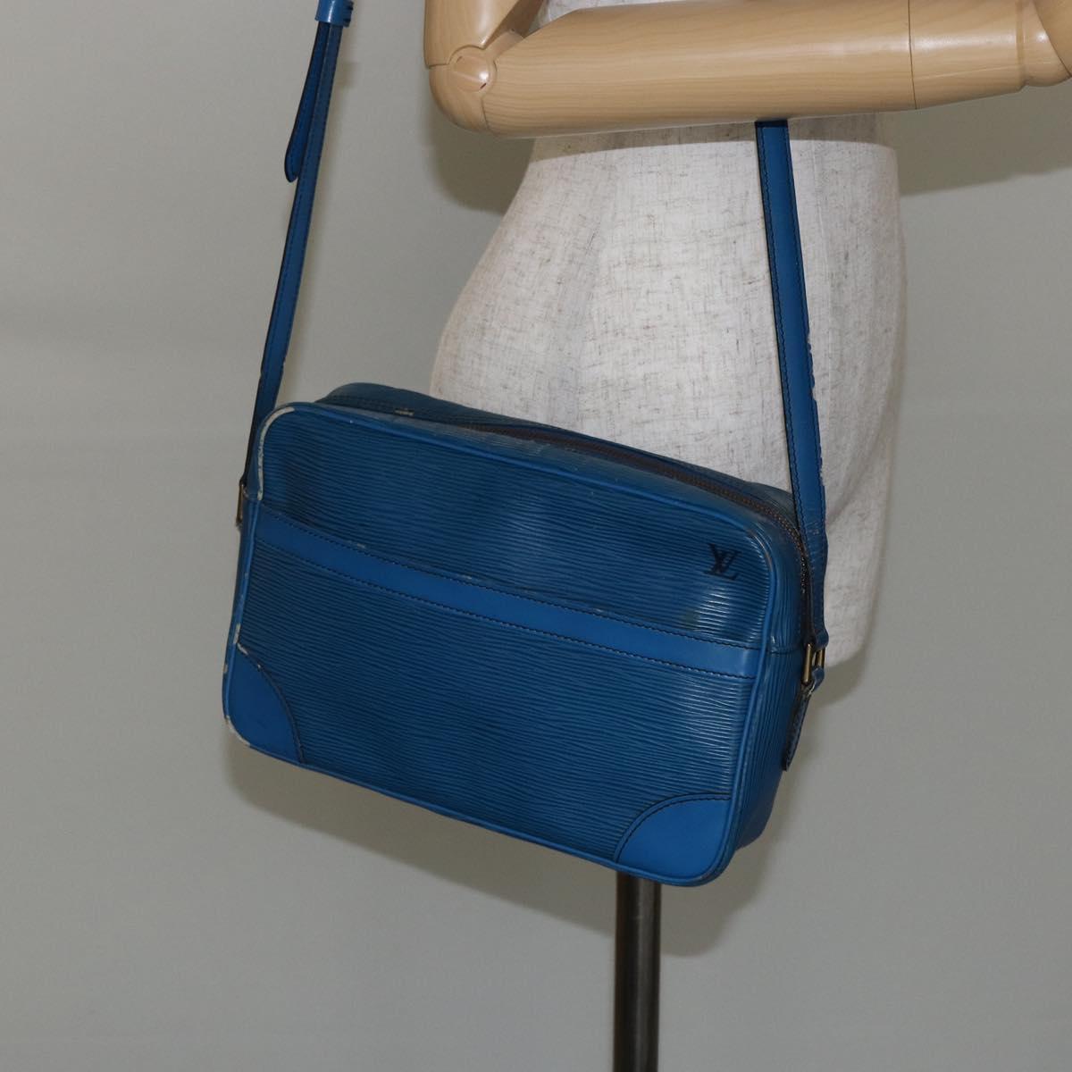 LOUIS VUITTON Epi Trocadero 27 Shoulder Bag Blue M52315 LV Auth 142606