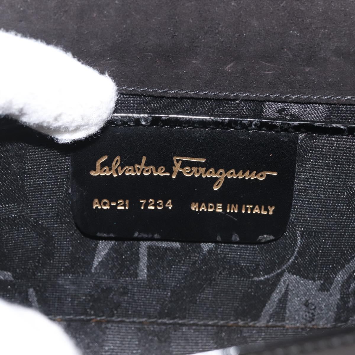 Salvatore Ferragamo Chain Gancini Shoulder Bag Enamel Black Gold Auth 142666