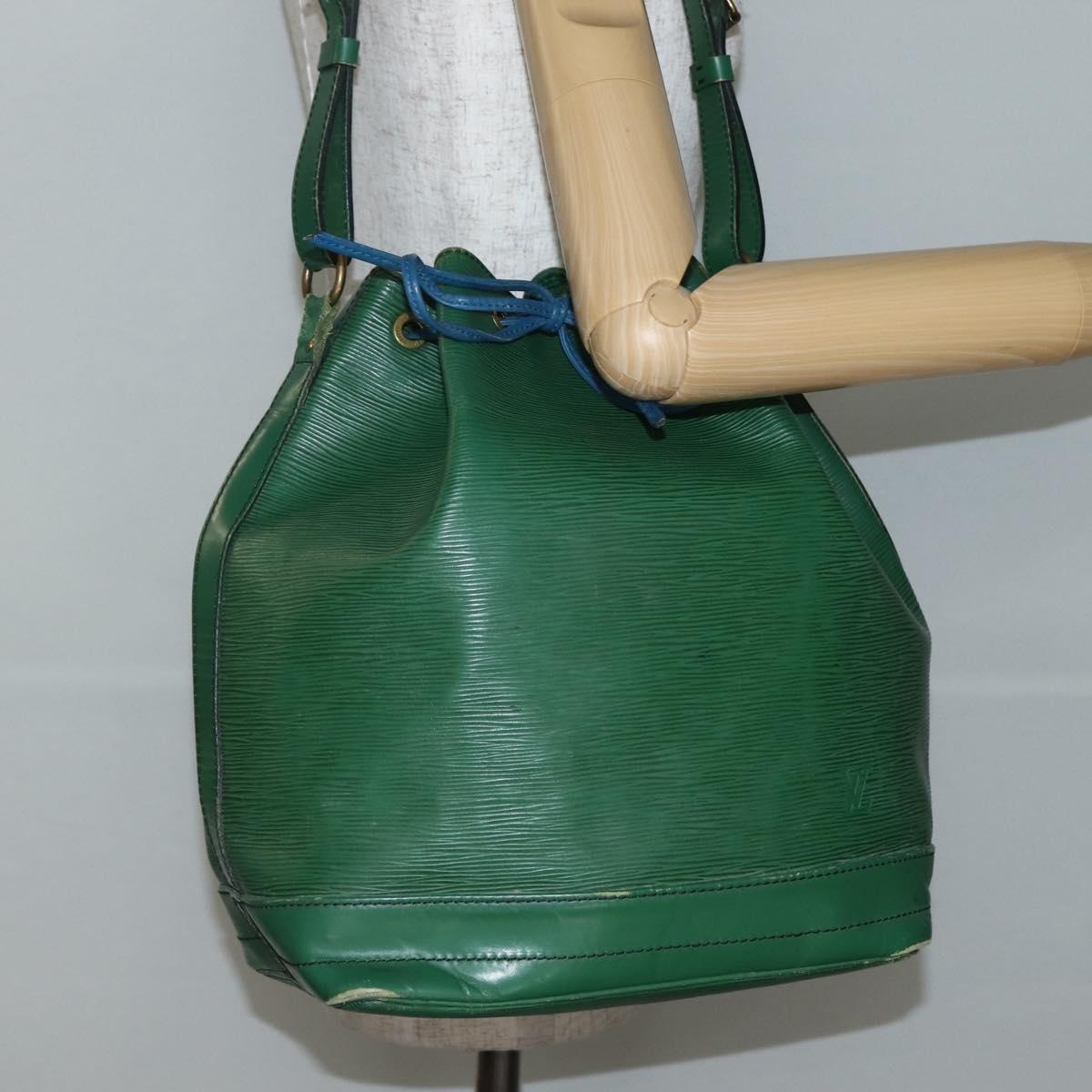 LOUIS VUITTON Epi Noe Shoulder Bag Bicolor Green Blue M44044 LV Auth 142714