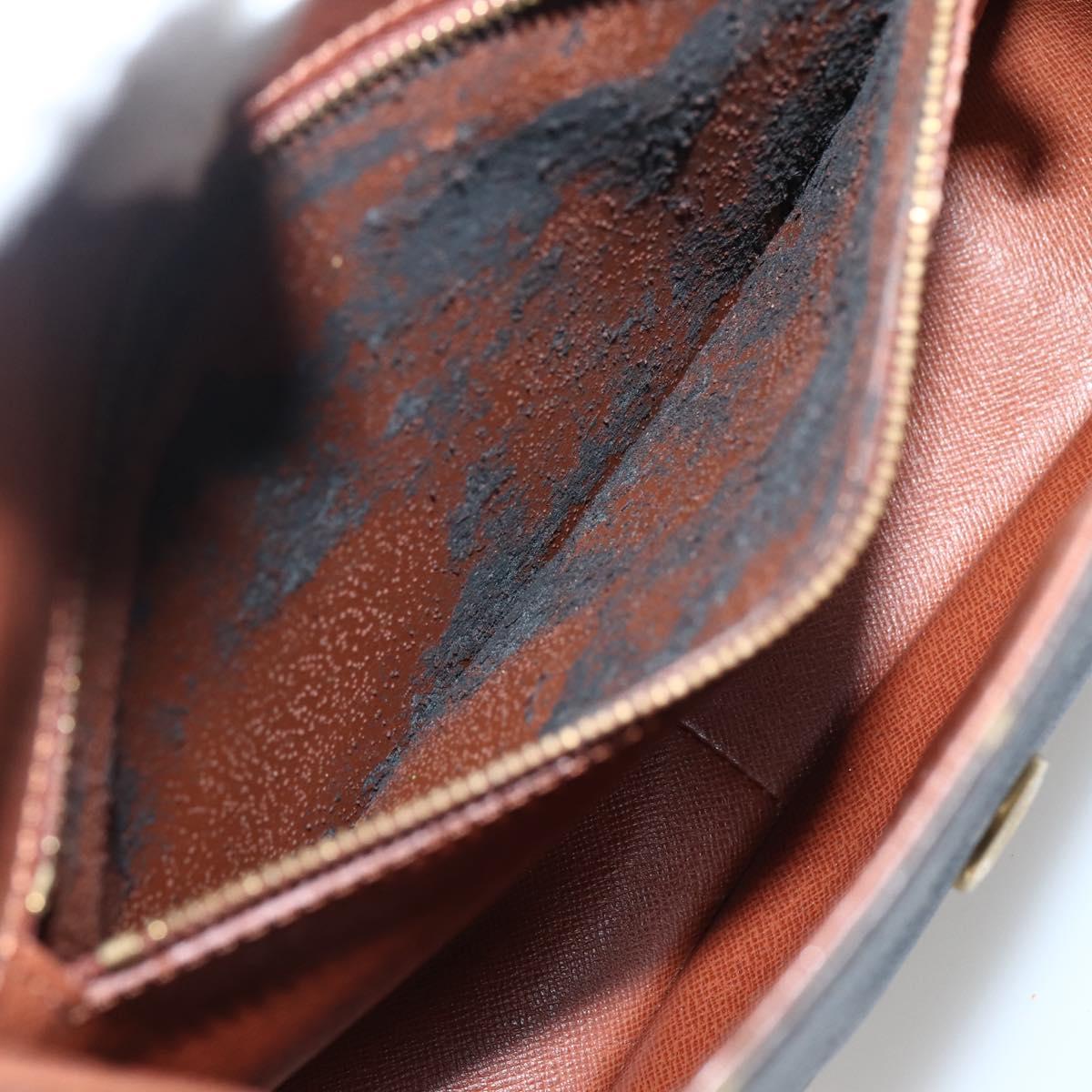 LOUIS VUITTON Monogram Saint Cloud GM Shoulder Bag M51242 LV Auth 142717