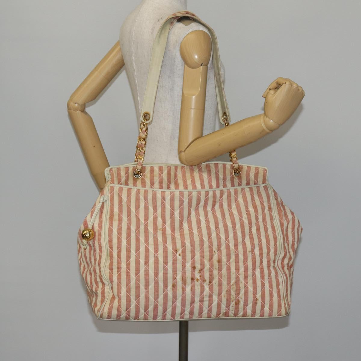 CHANEL Matelasse Tote Bag Canvas Red Gold CC Auth 142751