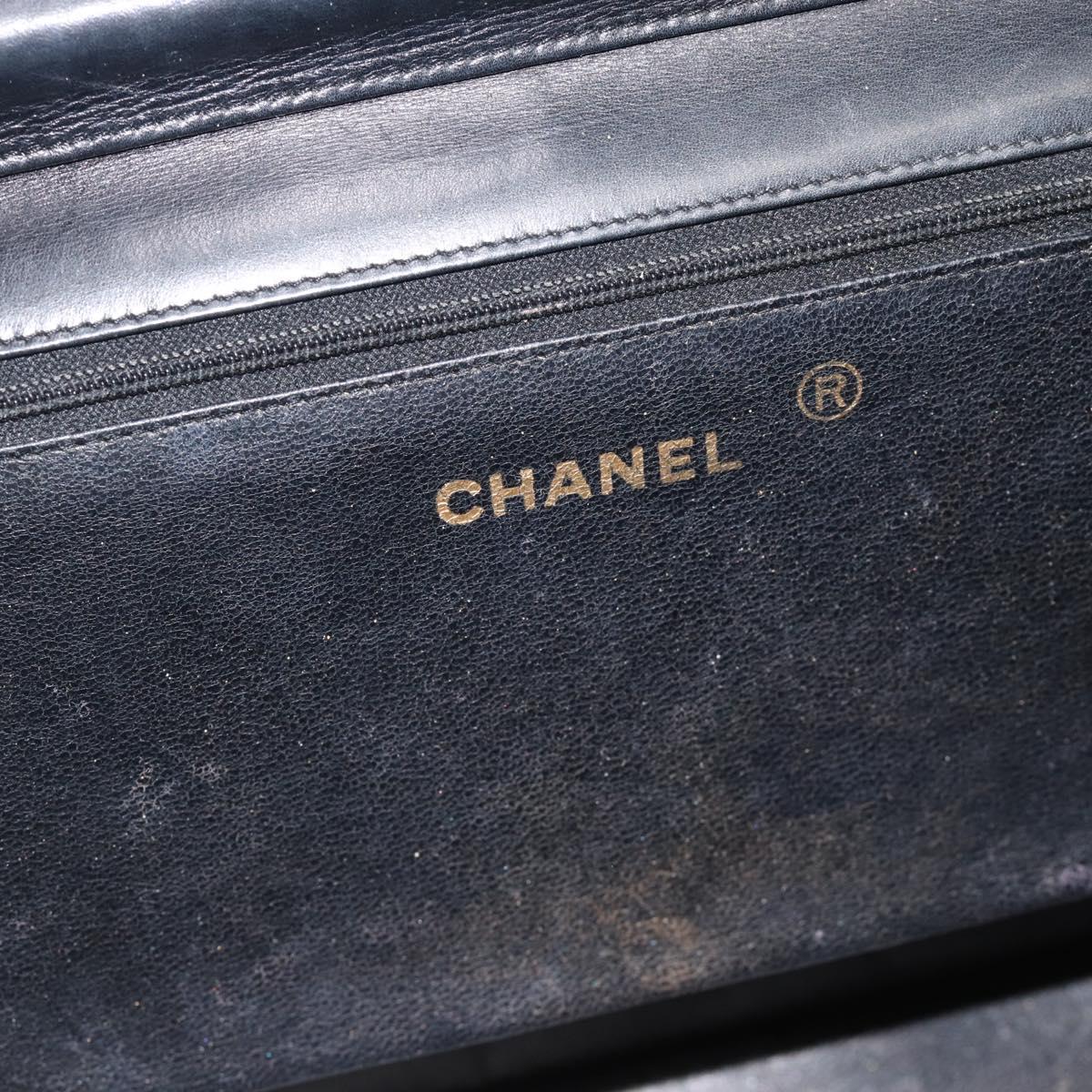 CHANEL Chain Shoulder Bag Patent leather Black Gold CC Auth 142755