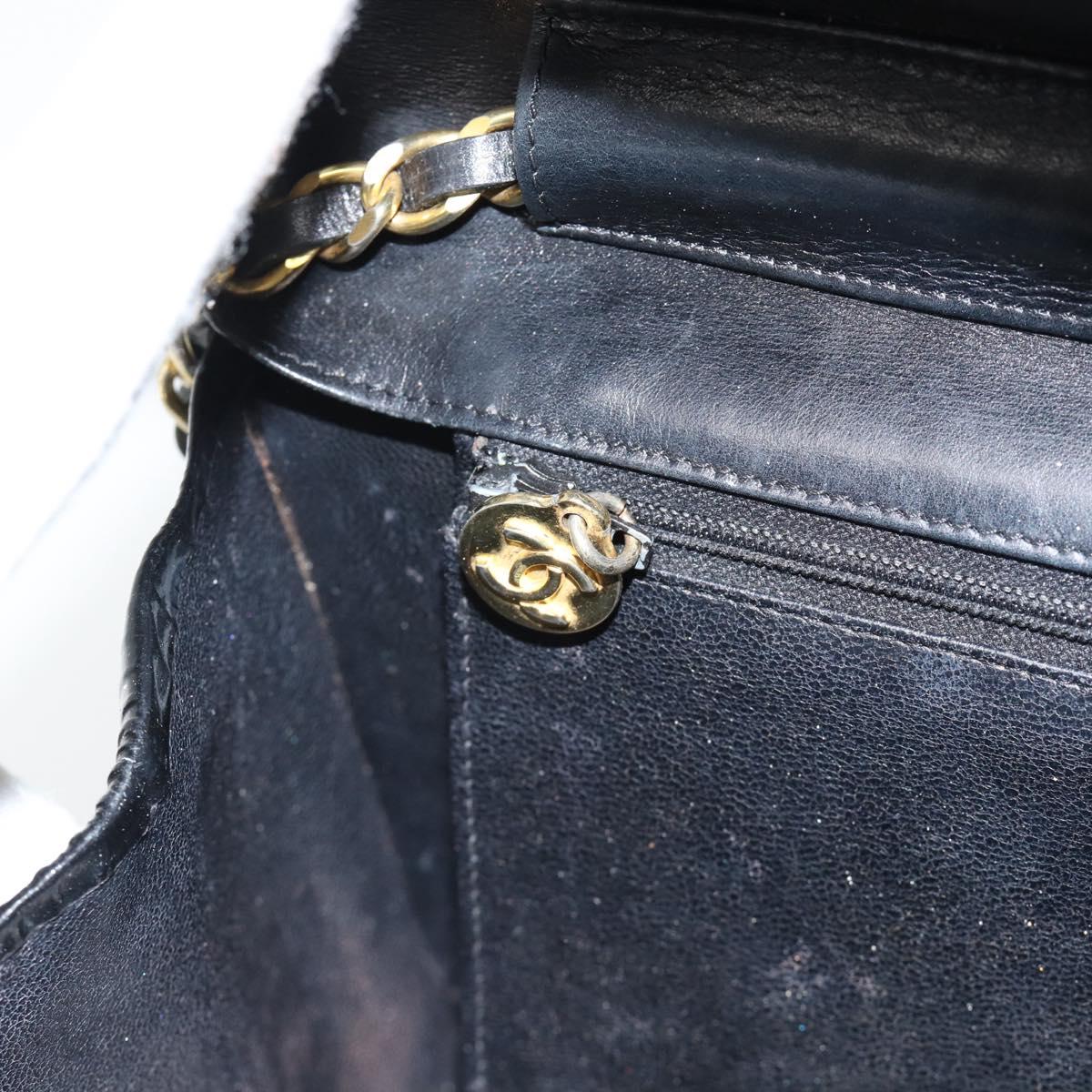 CHANEL Chain Shoulder Bag Patent leather Black Gold CC Auth 142755