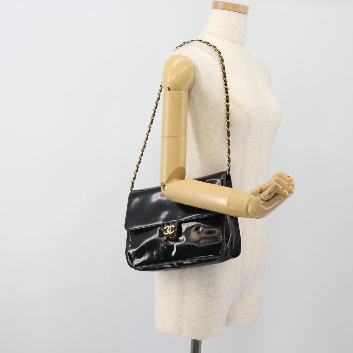 CHANEL Chain Shoulder Bag Patent leather Black Gold CC Auth 142755
