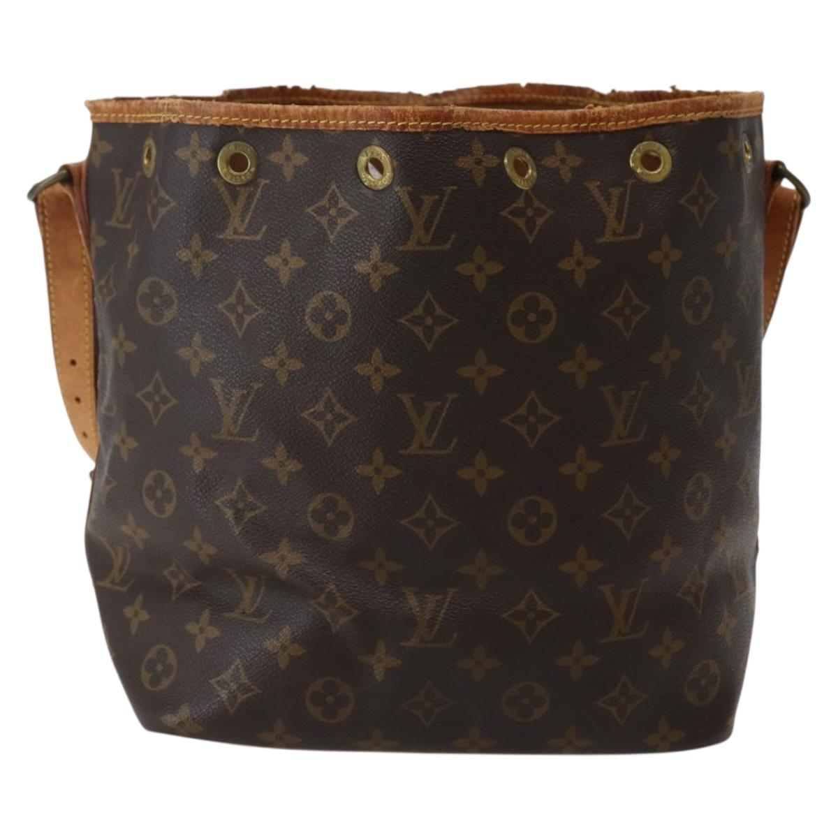 LOUIS VUITTON Monogram Petit Noe Shoulder Bag M42226 LV Auth 142813