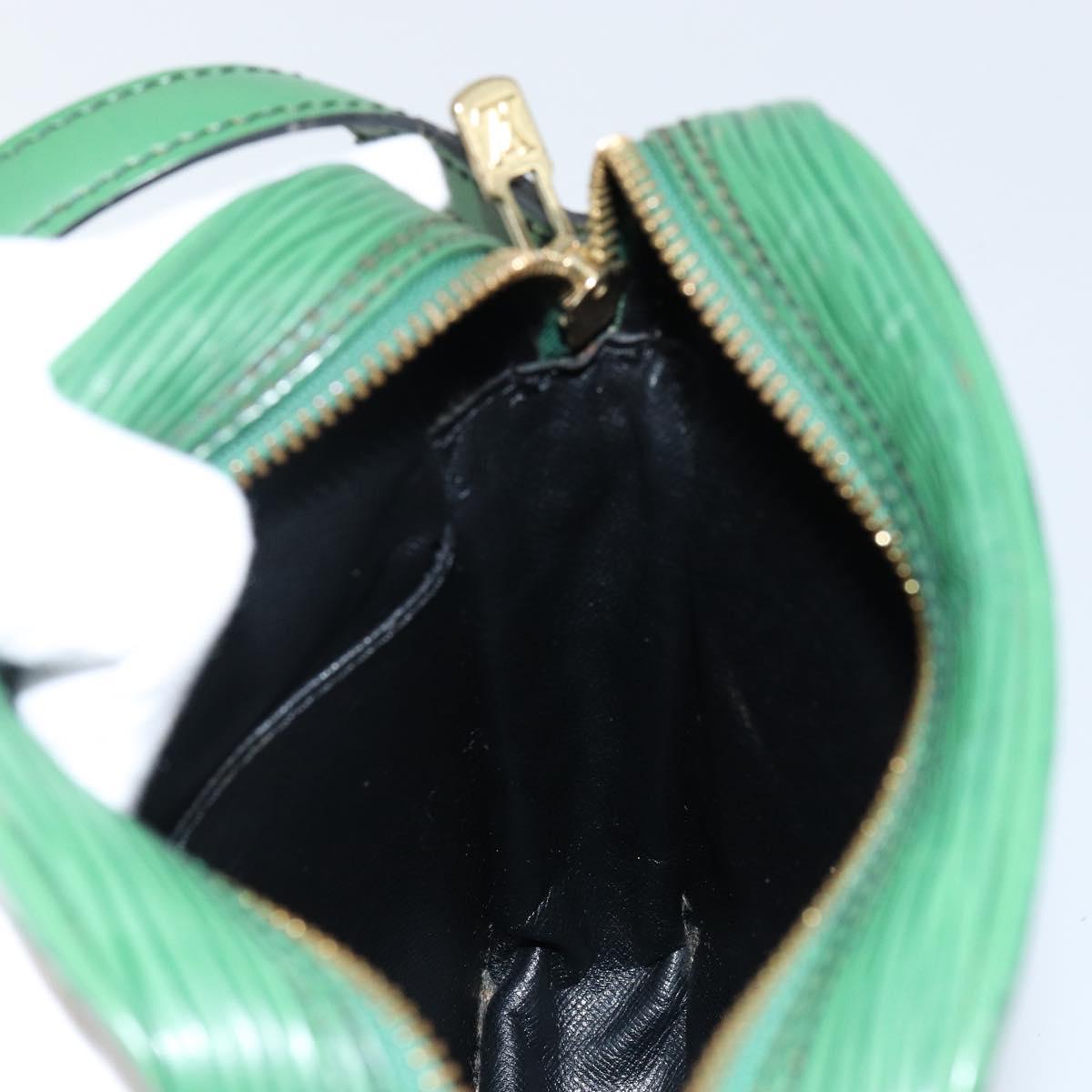 LOUIS VUITTON Epi Danube Shoulder Bag Green M45634 LV Auth 142833