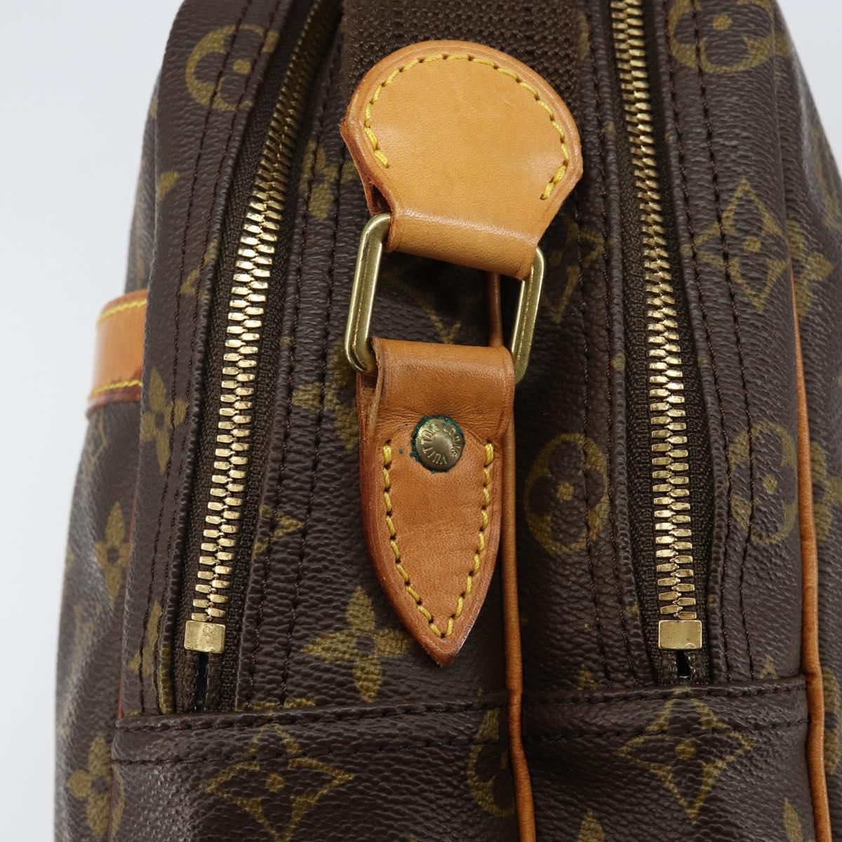 LOUIS VUITTON Monogram Reporter GM Shoulder Bag M45252 LV Auth 142880