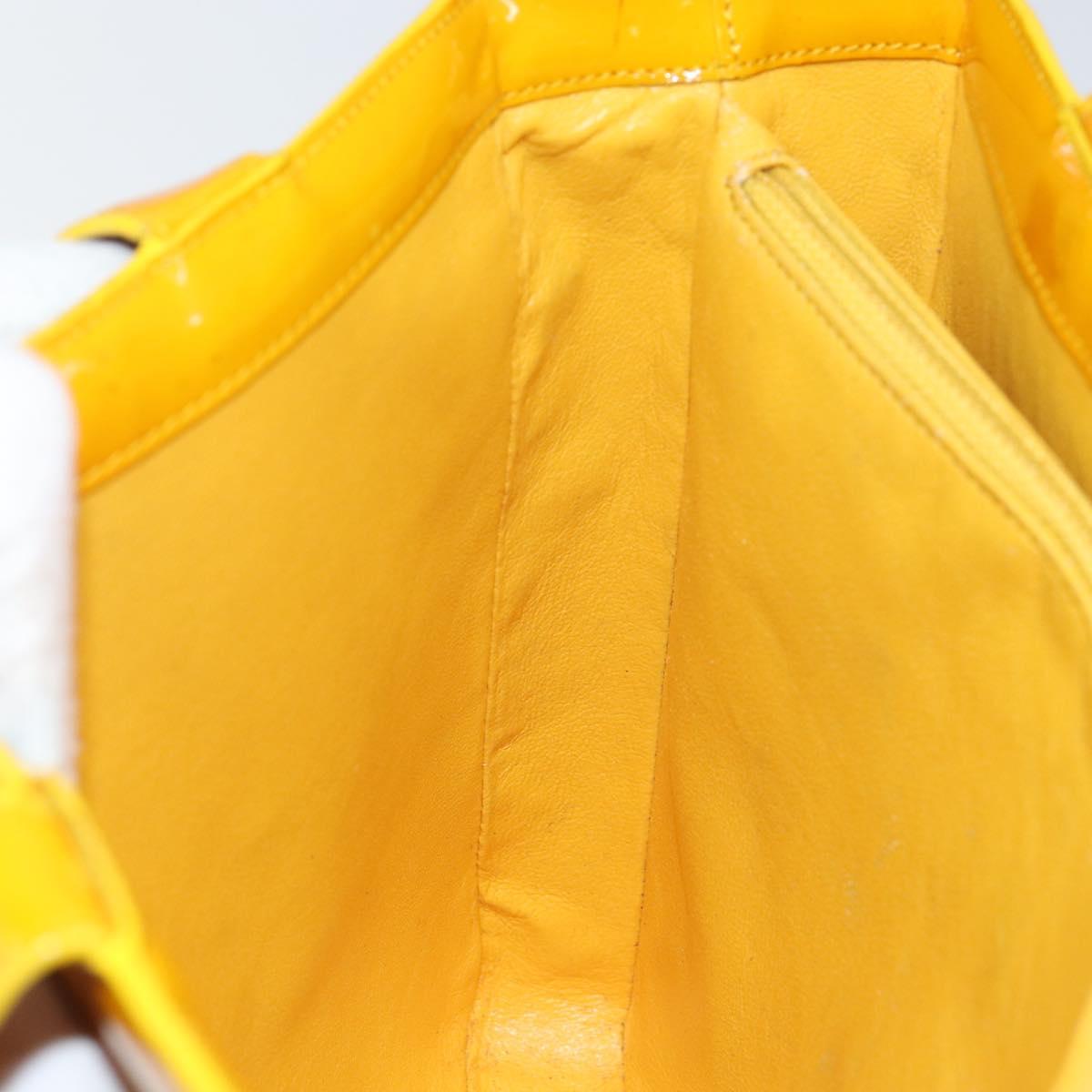 CHANEL Tote Bag Patent leather Yellow Gold CC Auth 142937