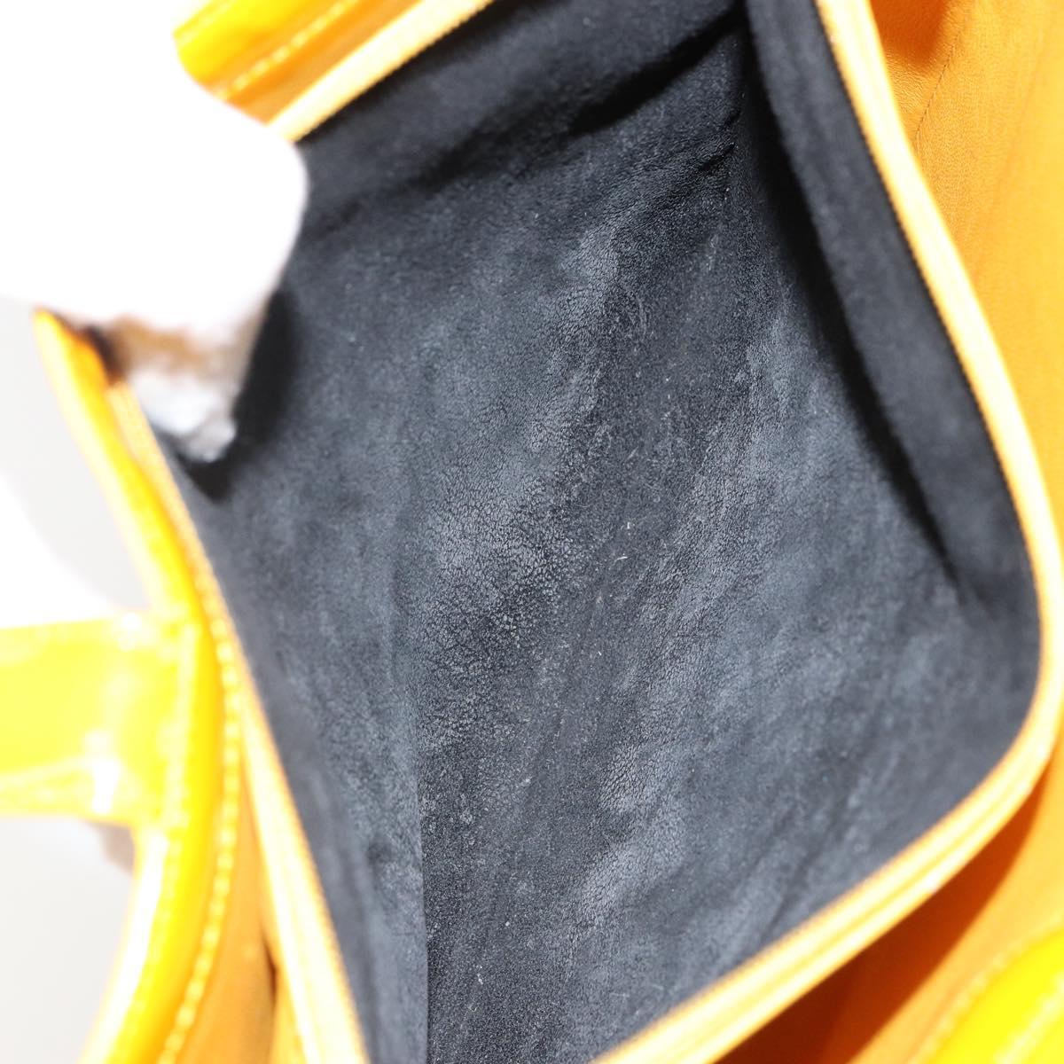 CHANEL Tote Bag Patent leather Yellow Gold CC Auth 142937