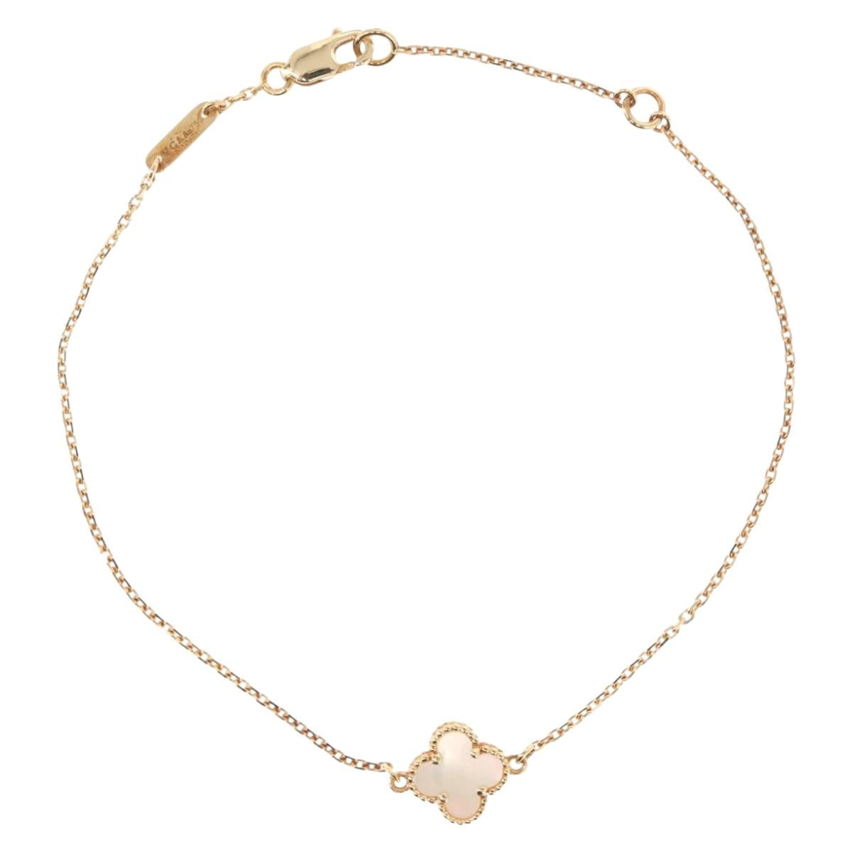 Van Cleef & Arpels Sweet Alhambra Mother Of Pearl 18K gold 750 Auth 143057SM