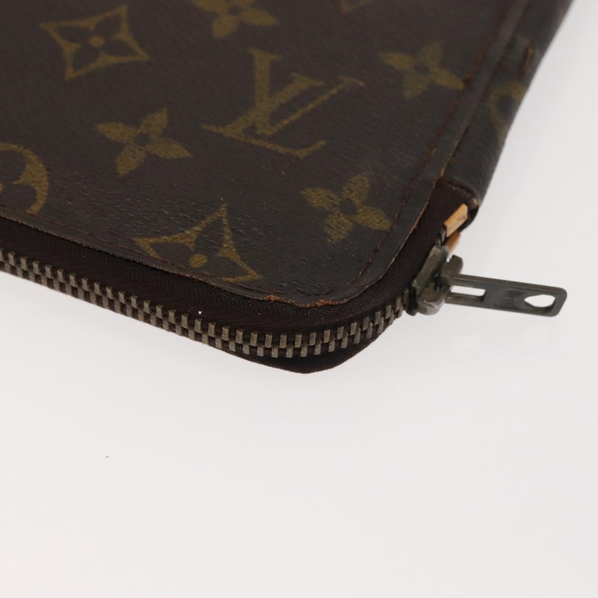 LOUIS VUITTON Monogram Poche Escapade Travel Case M60113 LV Auth 143079