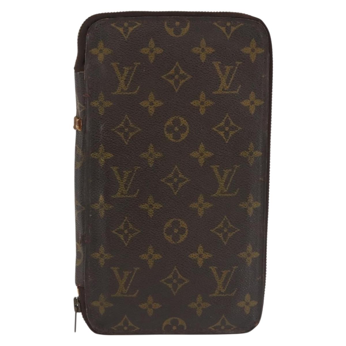 LOUIS VUITTON Monogram Poche Escapade Travel Case M60113 LV Auth 143079