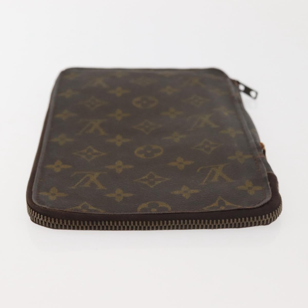 LOUIS VUITTON Monogram Poche Escapade Travel Case M60113 LV Auth 143079
