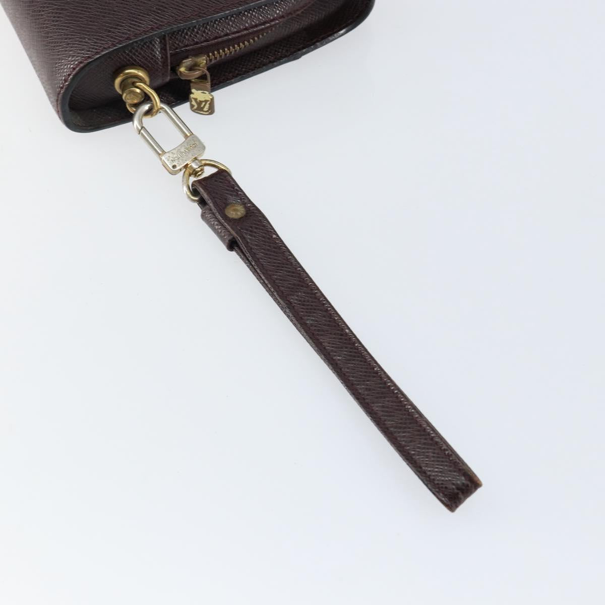 LOUIS VUITTON Taiga Baikal Clutch Bag Acajou M30186 LV Auth 143227