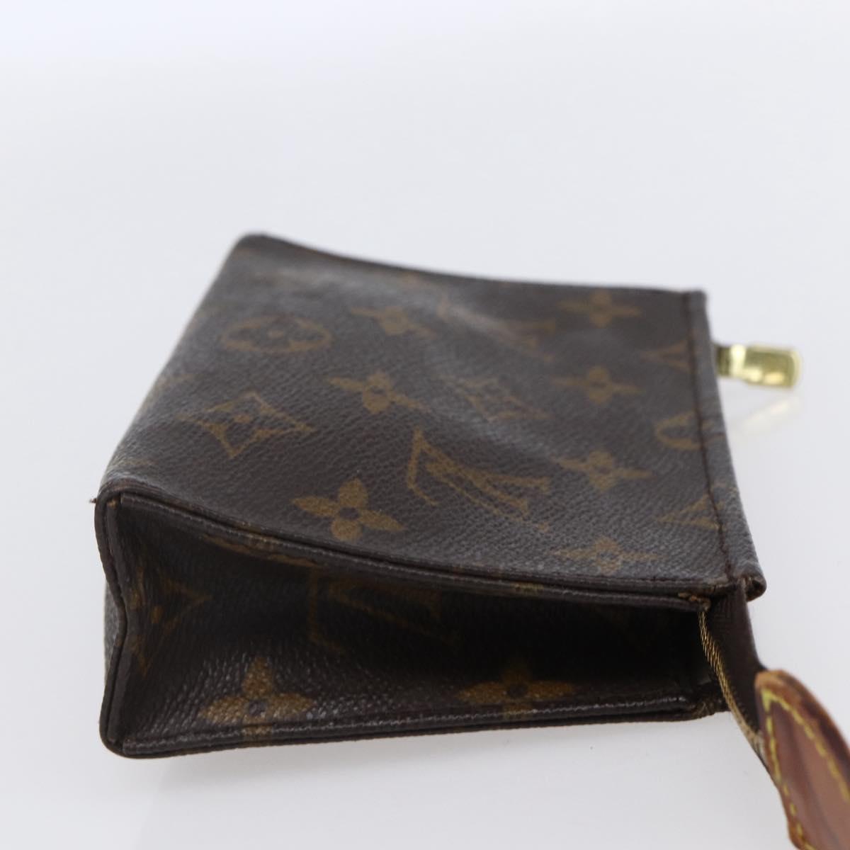 LOUIS VUITTON Monogram Poche Toilette 15 Pouch M47546 LV Auth 143411
