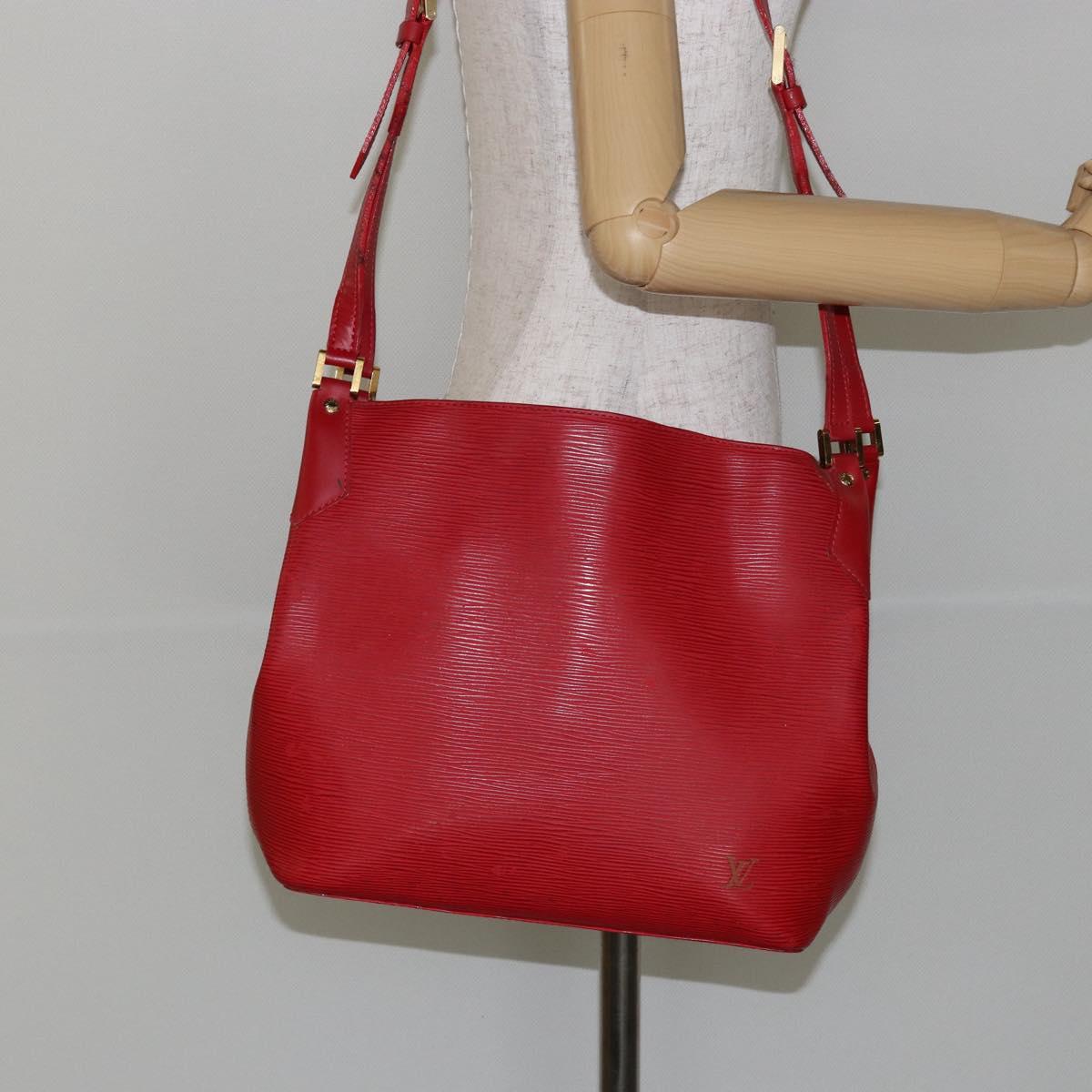 LOUIS VUITTON Epi Mandala MM Shoulder Bag Red M5889E LV Auth 143467