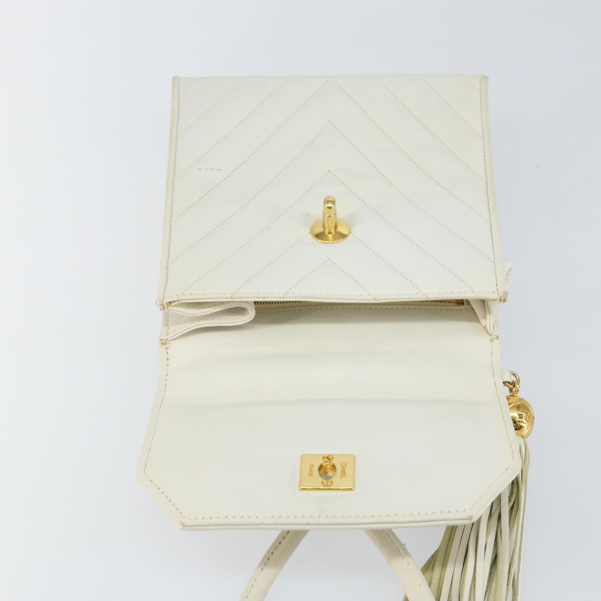 CHANEL V Stitch Shoulder Bag Lamb Skin White Gold CC Auth 143656