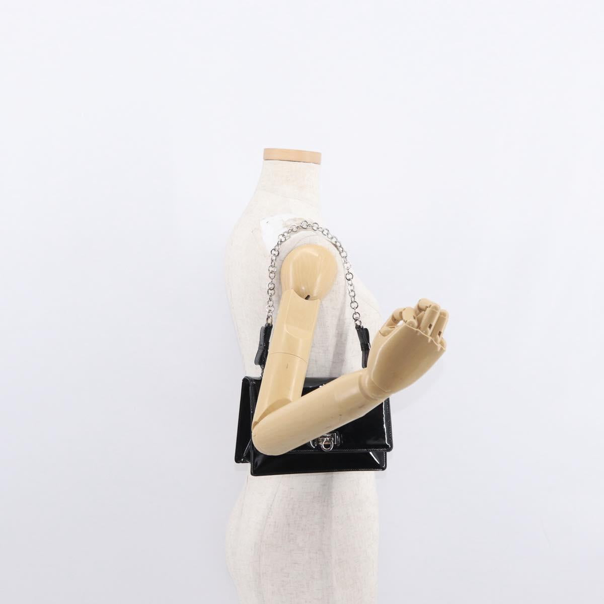 Salvatore Ferragamo Chain Gancini Shoulder Bag Enamel Black Silver Auth 143669