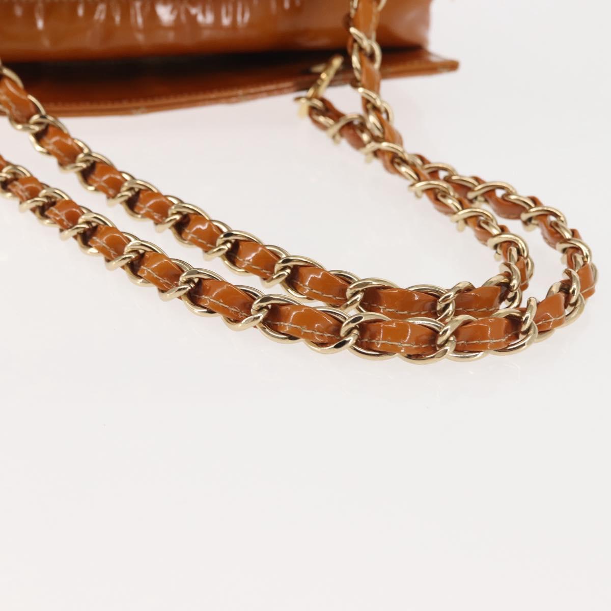 CHANEL Matelasse Chain Shoulder Bag Patent leather Beige Gold CC Auth 143975