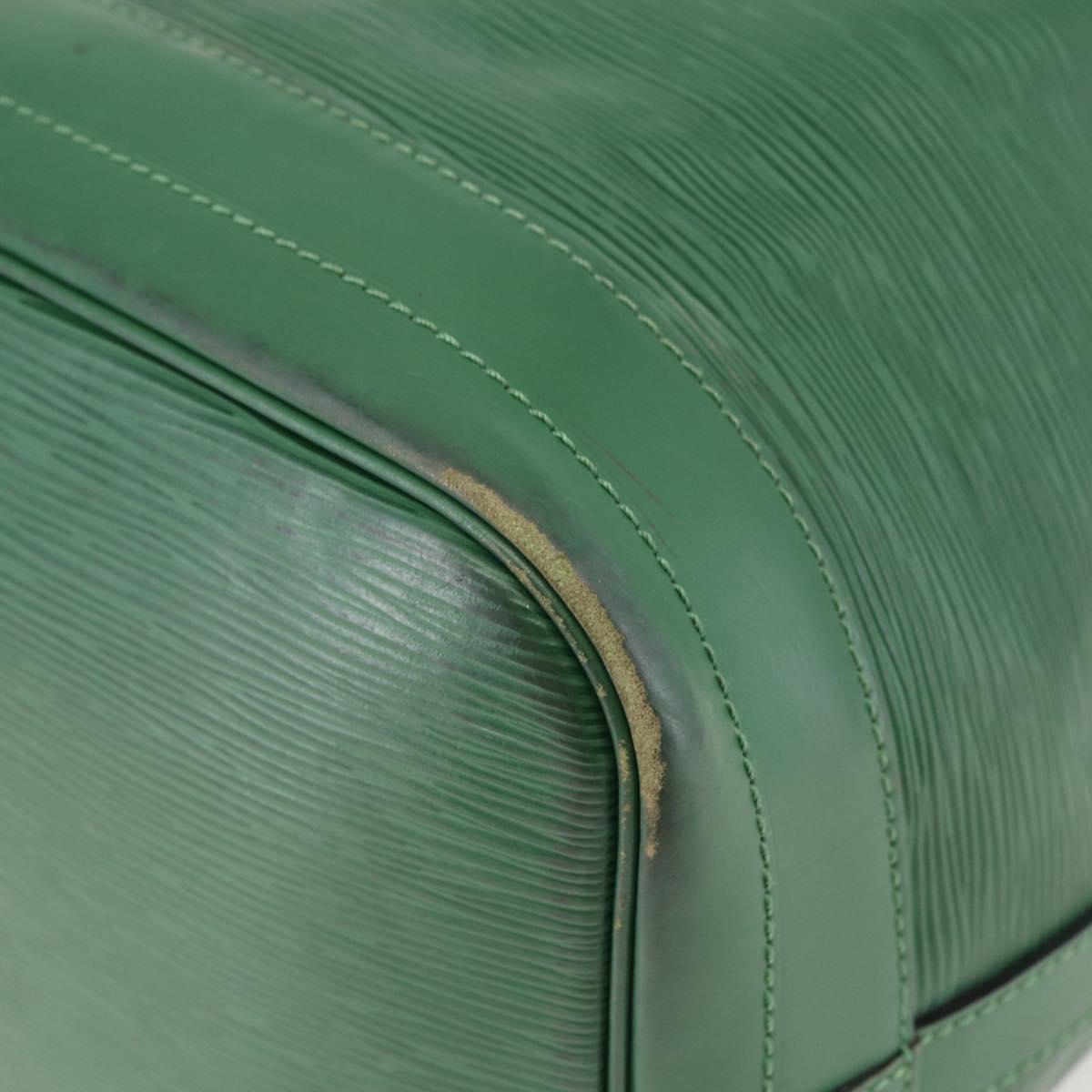 LOUIS VUITTON Epi Noe Shoulder Bag Green M44004 LV Auth 144022