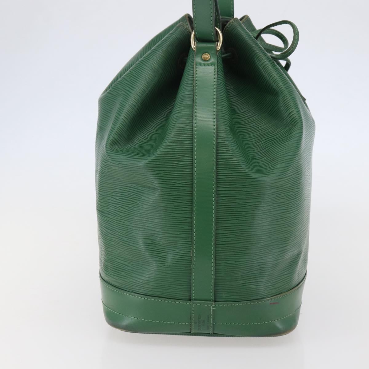 LOUIS VUITTON Epi Noe Shoulder Bag Green M44004 LV Auth 144022