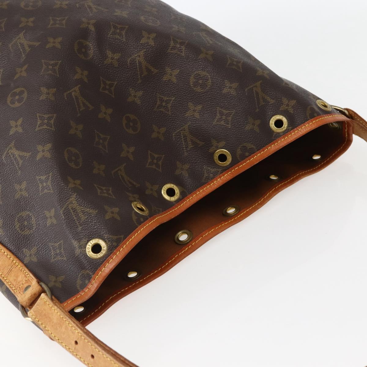 LOUIS VUITTON Monogram Noe Shoulder Bag M42224 LV Auth 144044