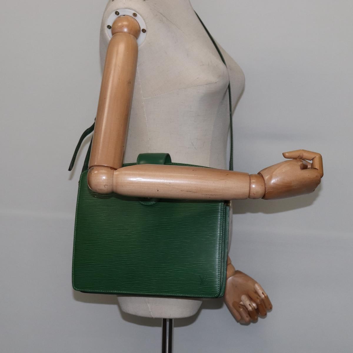 LOUIS VUITTON Epi Capuchin Shoulder Bag Green M52344 LV Auth 144120