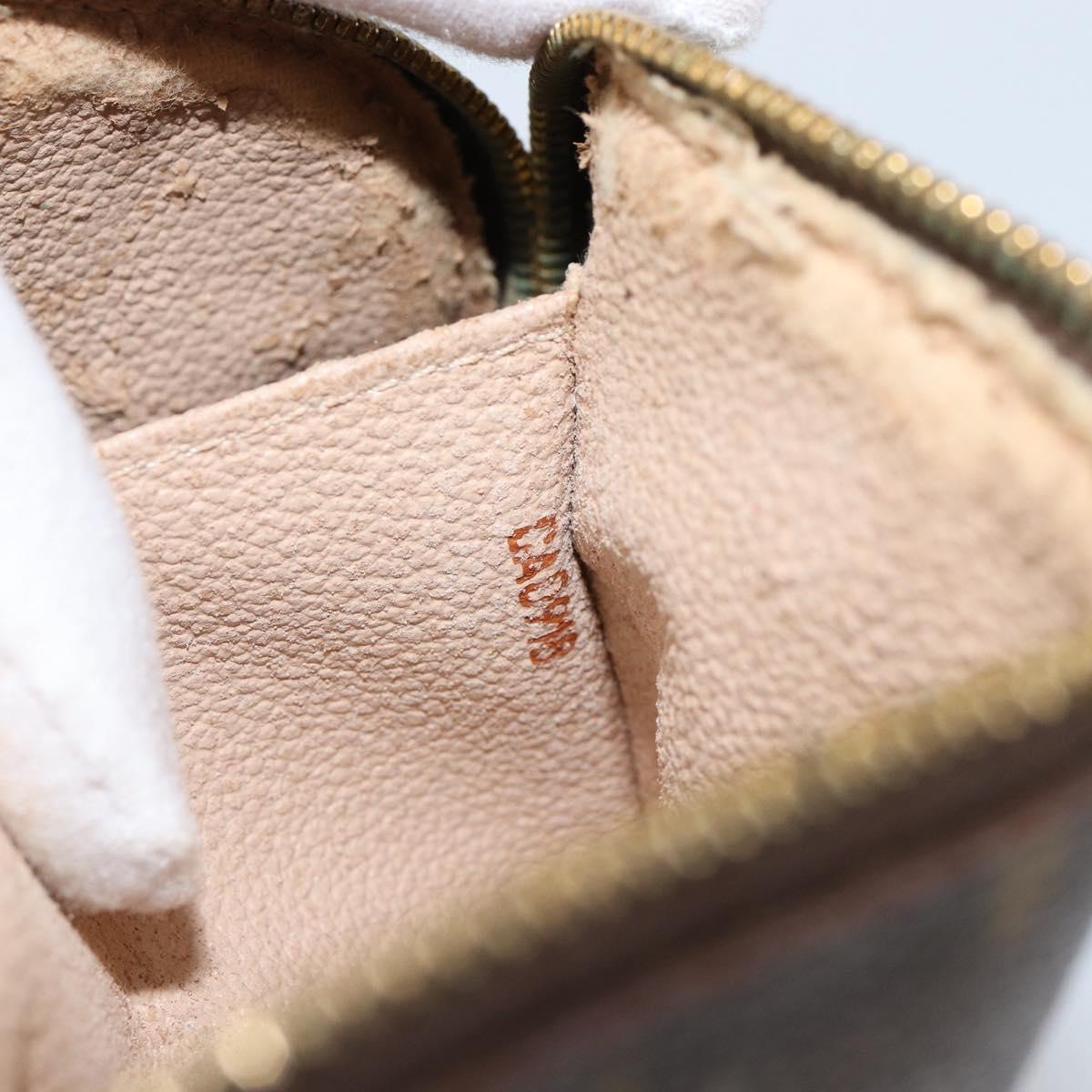 LOUIS VUITTON Monogram Pochette Cosmetic PM Pouch M43998 LV Auth 144295